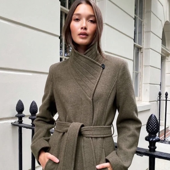 Aritzia babaton Connor coat in olive green - Picture 2 of 6